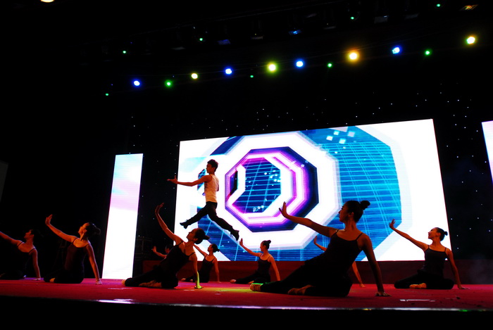 北邮梦师生情北京邮电大学2013年教师节文艺演出成功举行